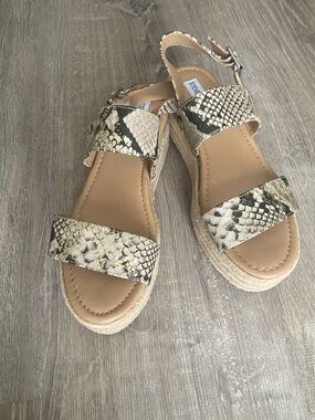 Steve Madden Beige Snake-Print Espadrille Wedge Sandals NWOT